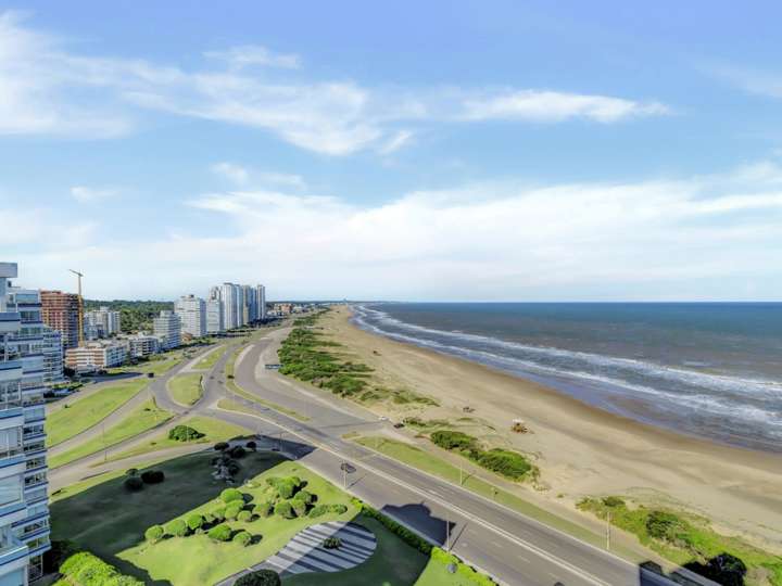 Apartamento en venta en Avenida Chiverta, Maldonado