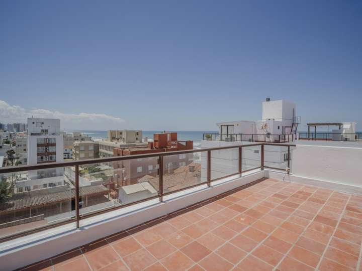 Apartamento en venta en Rambla General Artigas, Maldonado