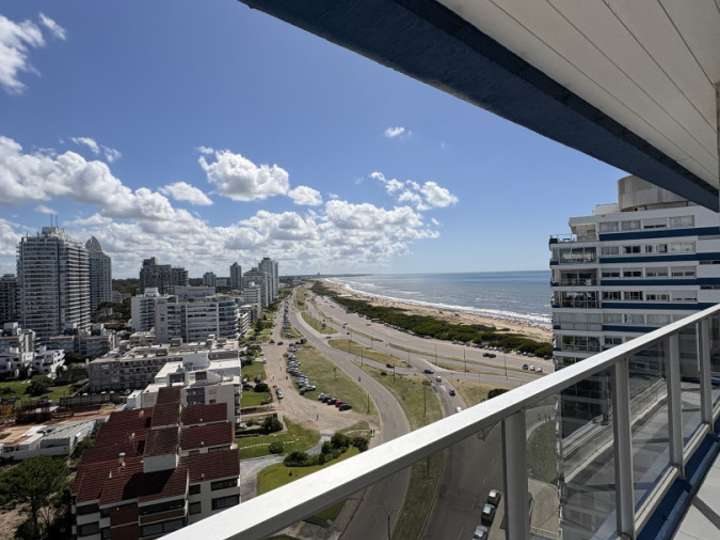 Apartamento en venta en Avenida Chiverta, Maldonado
