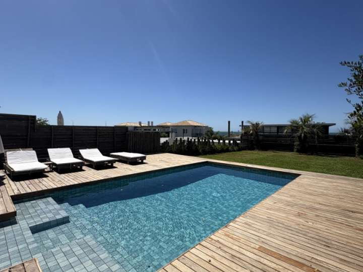 Casa en alquiler en Las Espumas, La Barra