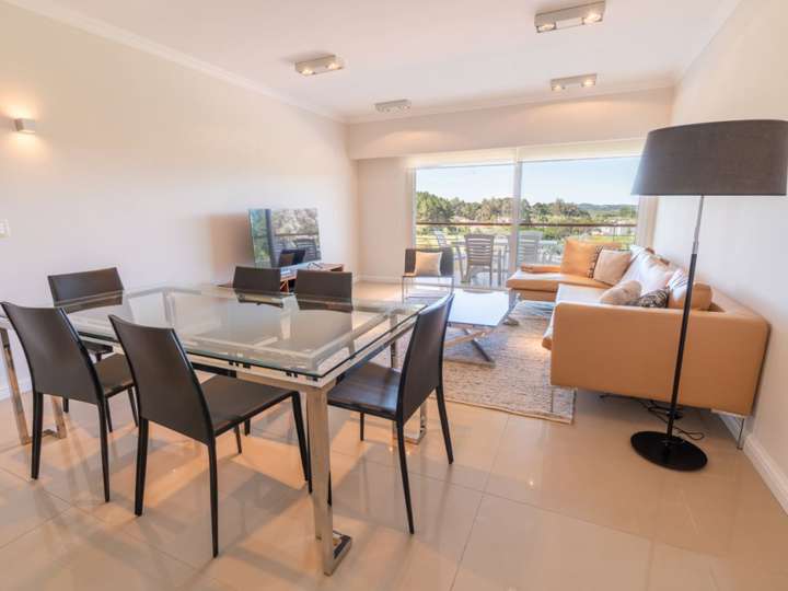 Apartamento en venta en Rambla Doctor Claudio Williman, Maldonado