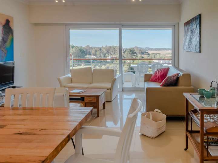 Apartamento en venta en Rambla Doctor Claudio Williman, Maldonado