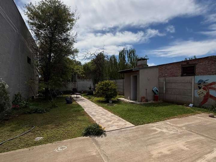 Casa en venta en Santa Cecilia, General Villegas