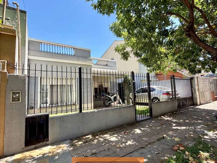 Casa en venta en 533 - Curapaligüe, 1673, Buenos Aires