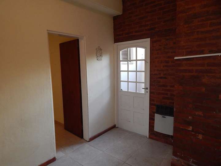 Departamento en alquiler en Chacabuco, 101, Marcos Paz