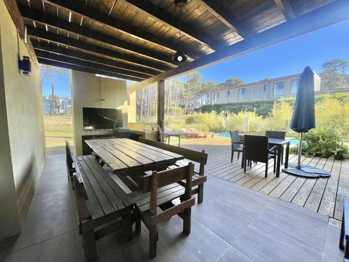 Casa en venta en Victoria, La Barra