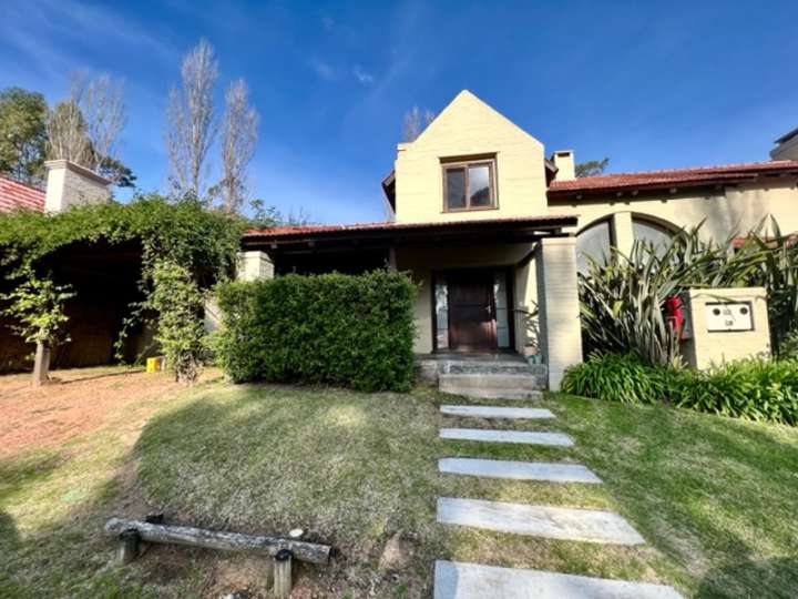 Casa en venta en Pinares, Maldonado