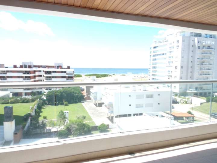 Apartamento en venta en Rosa de los Vientos, Maldonado