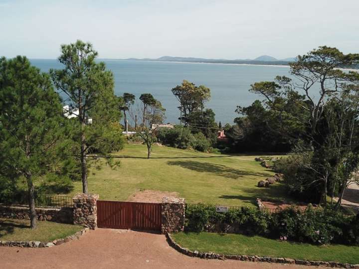 Terreno en venta en Mar Caspio, Punta Ballena