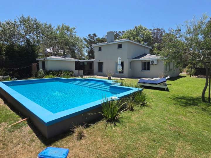 Casa en venta en Gran Ville, La Barra