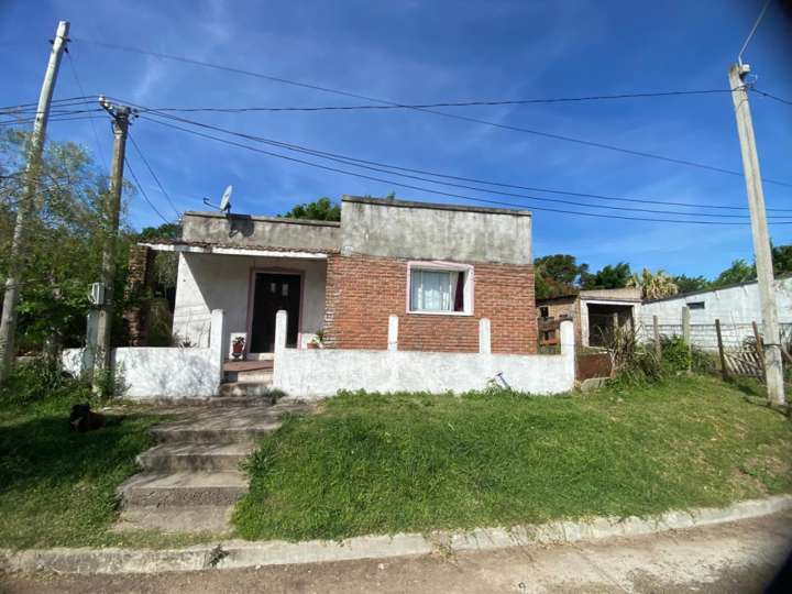 Casa en venta en Montevideo, Guichón