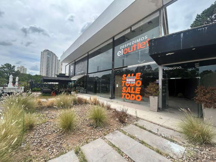 Comercial / Tienda en alquiler en Avenida Orlando Pedragosa Sierra, Maldonado