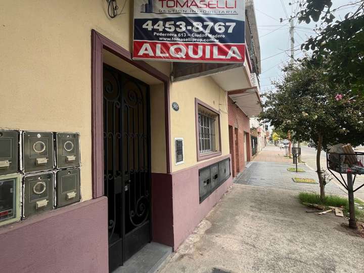 Departamento en alquiler en Constituyentes, 961, Buenos Aires