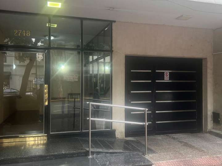 Departamento en venta en Avenida Caseros, 2748, Ciudad Autónoma de Buenos Aires