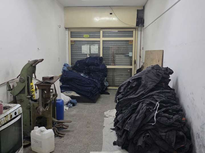 Comercial / Tienda en venta en Avenida Intendente Esteban Crovara, La Tablada