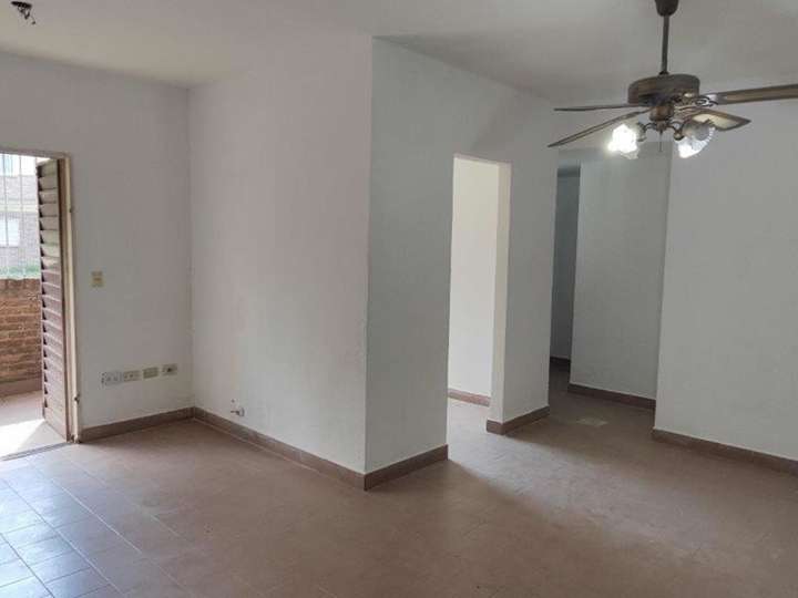 Departamento en alquiler en Ramón Santamarina, El Jagüel