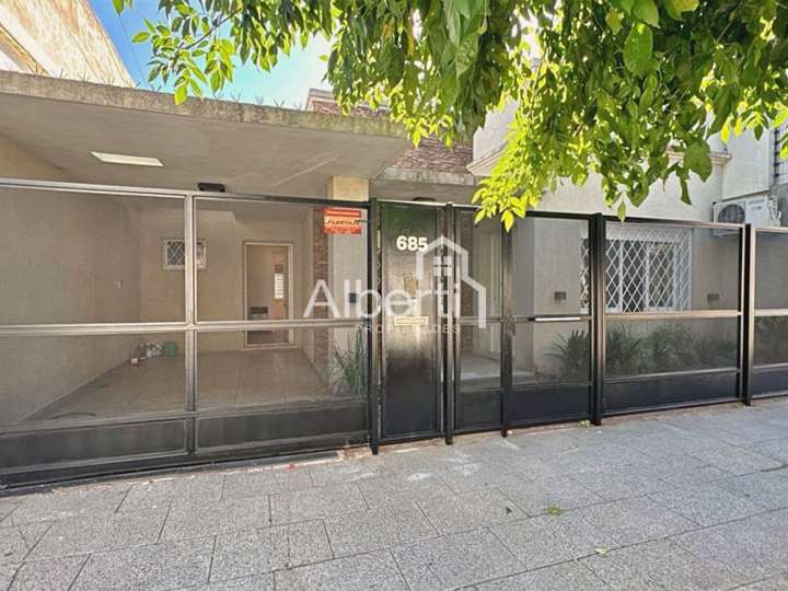 Casa en venta en Rubens, 669, Haedo