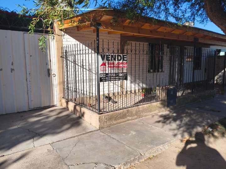 Casa en venta en Departamento San Carlos, Mendoza