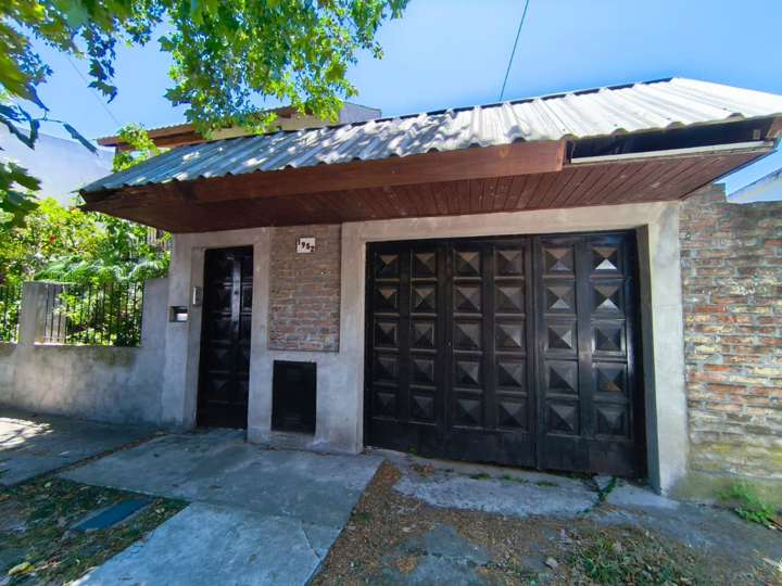Casa en venta en Artilleros, 1946, Aldo Bonzi