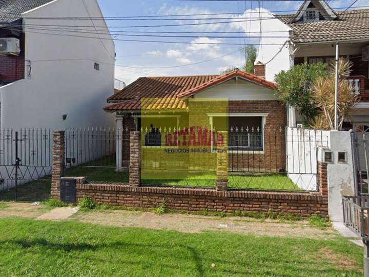 Casa en venta en Alberto Lartigau, 1202, Buenos Aires