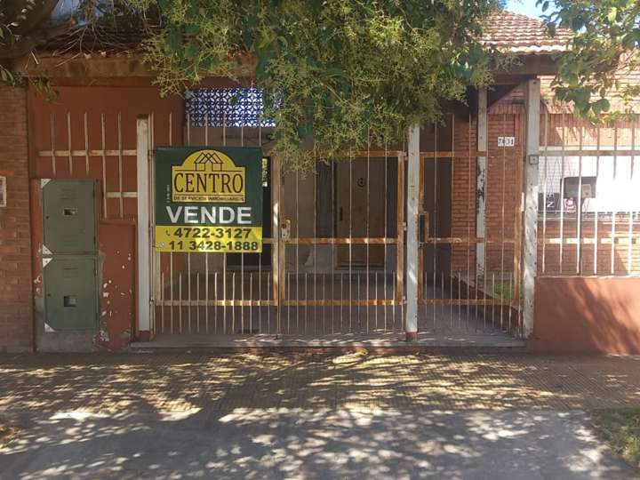 Casa en venta en 63 - Pacífico Rodríguez, 7055, Villa Ballester Noroeste