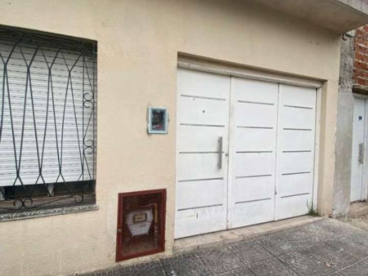 Edificio en alquiler en Cervantes, 1600, Buenos Aires