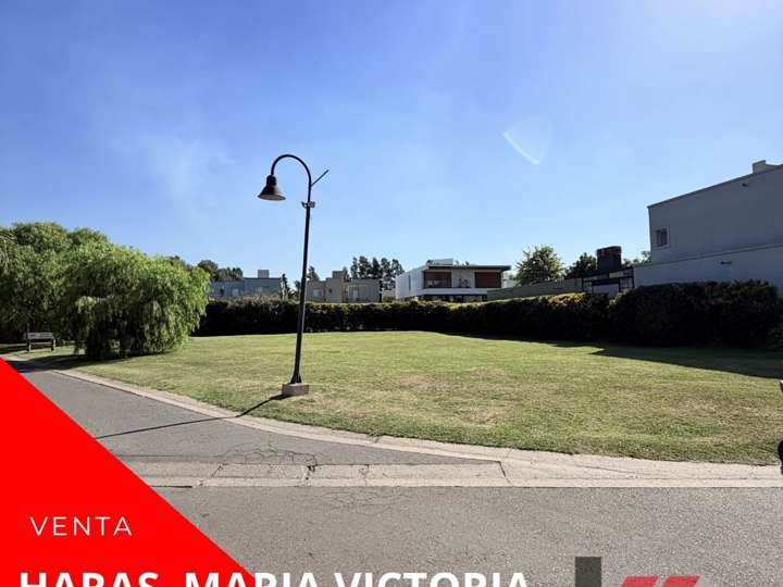 Terreno en venta en Avenida Belisario Roldán, La Reja