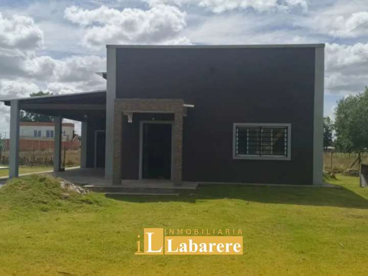 Casa adosada en venta en Alelí, Brandsen