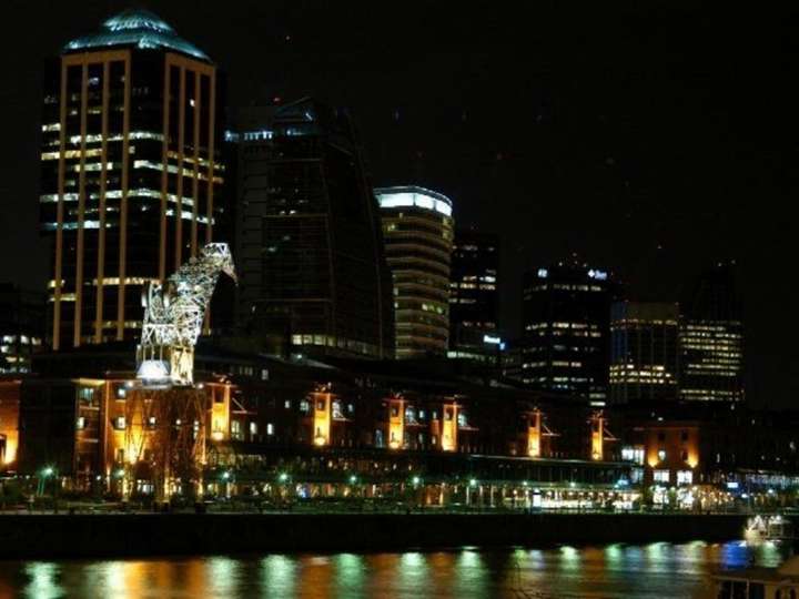 Casa adosada en venta en 704 - Aviador Franco, Ciudad Jardín Lomas del Palomar