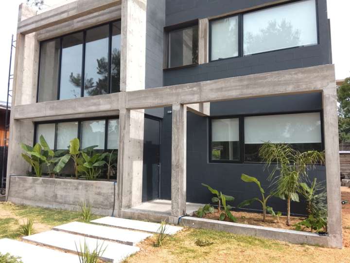 Casa en alquiler en Julio Sosa, El Tesoro