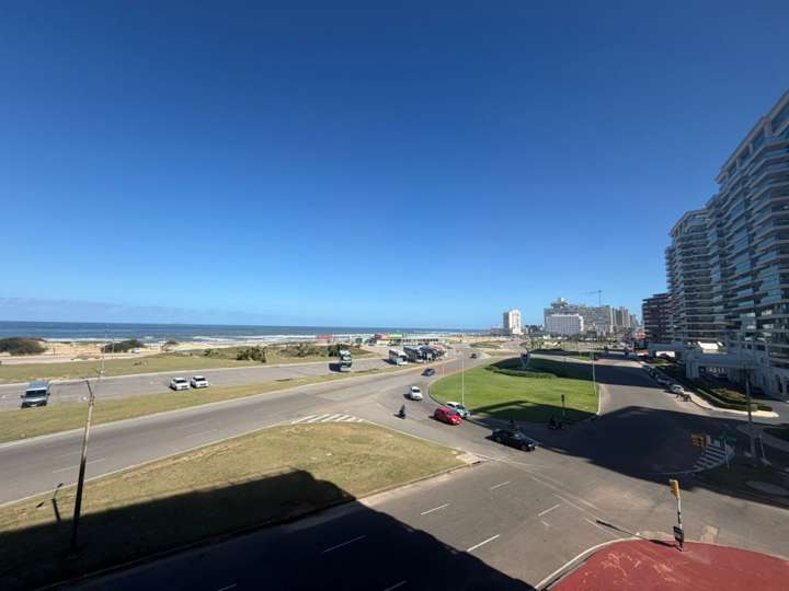 Apartamento en venta en Emilio Inzaurraga (Calle 31), Maldonado