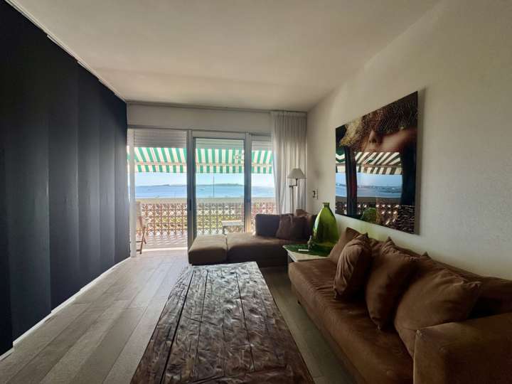 Apartamento en venta en Rambla Doctor Claudio Williman, Maldonado