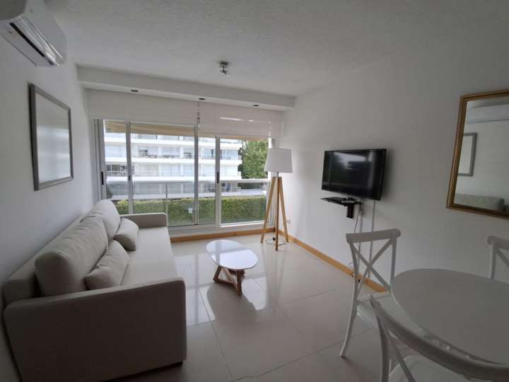 Apartamento en alquiler en Rosa de los Vientos, Maldonado