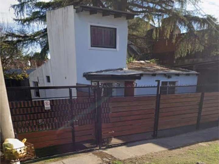 Casa en alquiler en Paso de los Andes, Grand Bourg