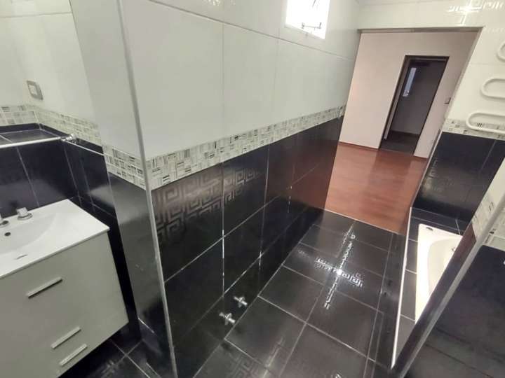 Edificio en alquiler en Córdoba, 1201, Buenos Aires