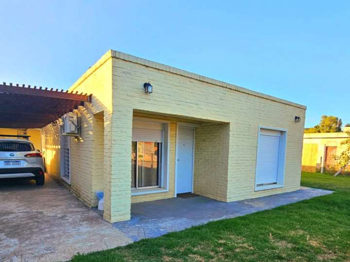 Casa en venta en Calle 2, Playa Hermosa