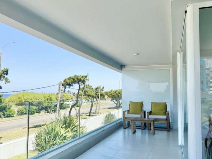Apartamento en venta en Rambla Doctor Claudio Williman, Maldonado