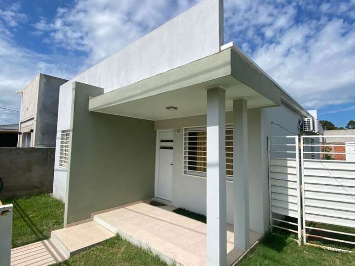 Casa en venta en Vieytes, 101, Colón