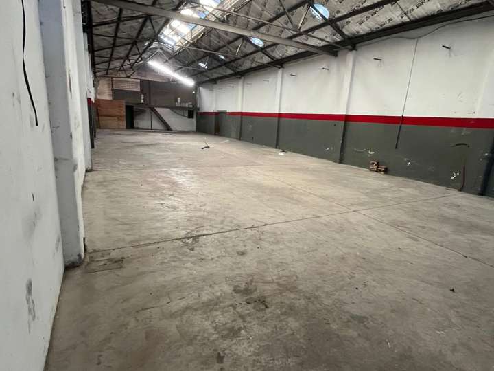 Comercial / Tienda en alquiler en Culpina, 701, Buenos Aires