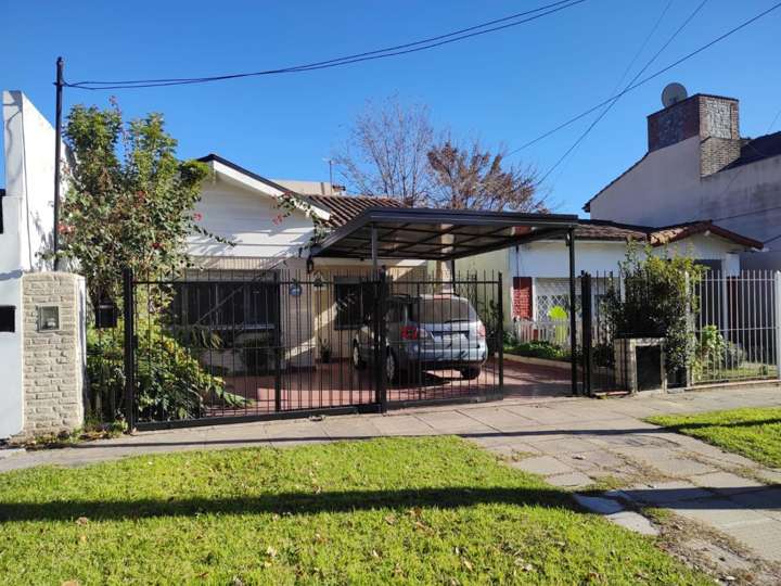 Casa en venta en Colonia, 1302, Buenos Aires