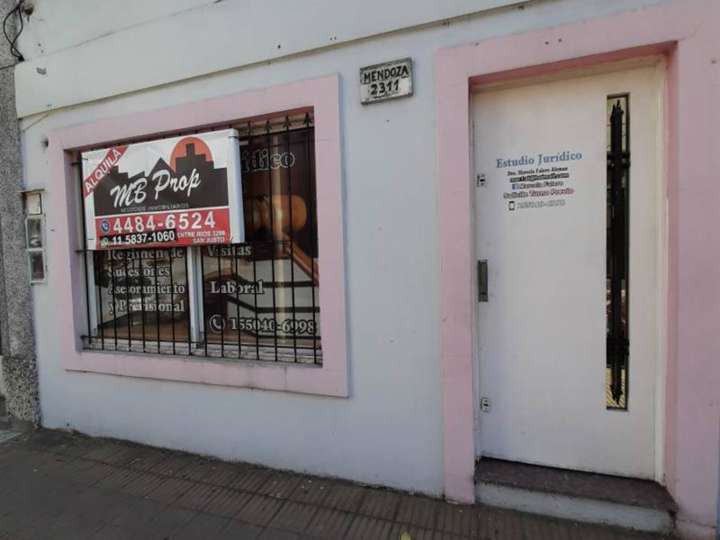 Comercial / Tienda en alquiler en Mendoza, 2307, Buenos Aires