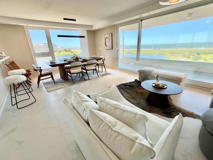 Apartamento en venta en Ruta Interbalnearia General Líber Seregni, Punta Ballena