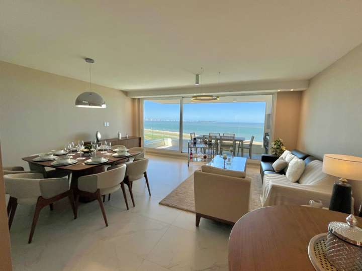 Apartamento en venta en Ruta Interbalnearia General Líber Seregni, Punta Ballena