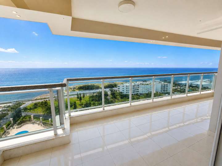 Apartamento en venta en Rambla Doctor Claudio Williman, Maldonado