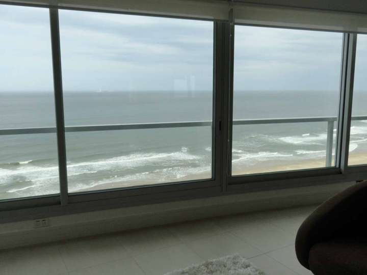 Apartamento en venta en Rambla Lorenzo Batlle Pacheco, Maldonado