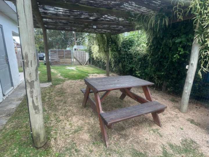 Casa en venta en Calle 23 - La Carona, Buenos Aires