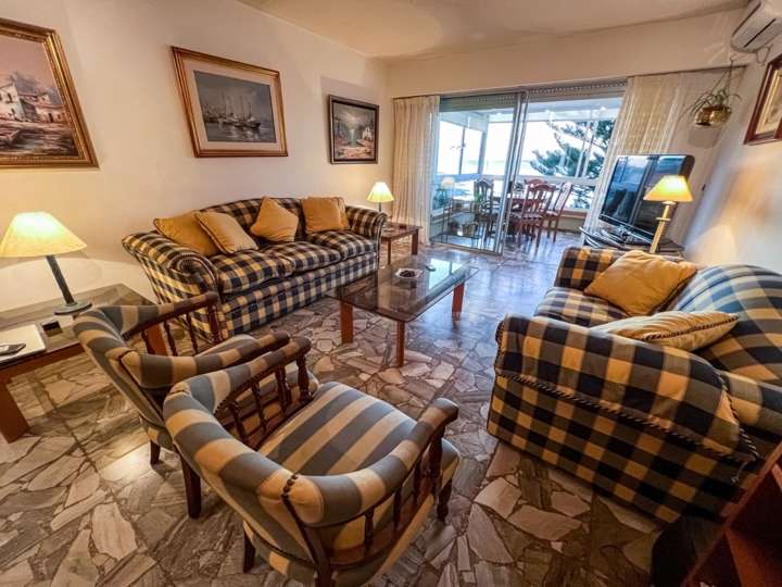 Apartamento en venta en Rambla Doctor Claudio Williman, Maldonado