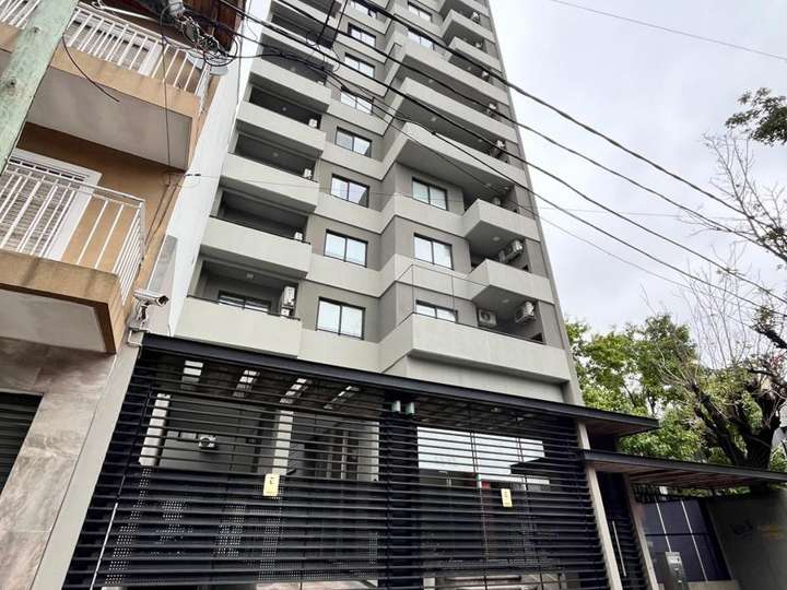 Departamento en venta en Avenida León Gallardo, Muñiz