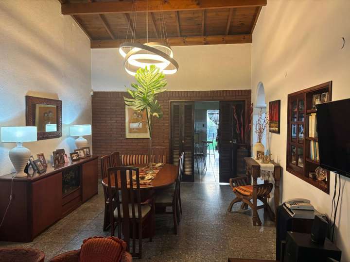 Casa en venta en 52 - Belgrano, Ciudad del Libertador General San Martín