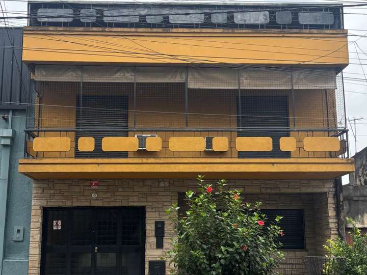 Casa en venta en 12 de Octubre, 633, Tucumán